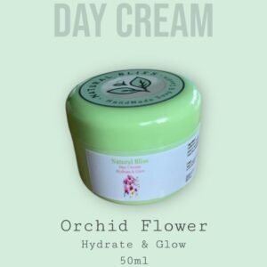Day Cream – Natural Bliss Ingredients: Distilled water, BTM MS emulsifier, plant-based glycerin, shea butter, jojoba oil, sweet almond oil, vitamin E, phenoxyethanol (preservative), Orchid Flower Essential Oil. 50ml